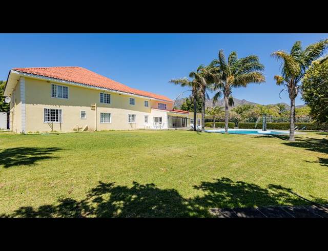 1 BEDROOM PROPERTY TO RENT IN CONSTANTIA